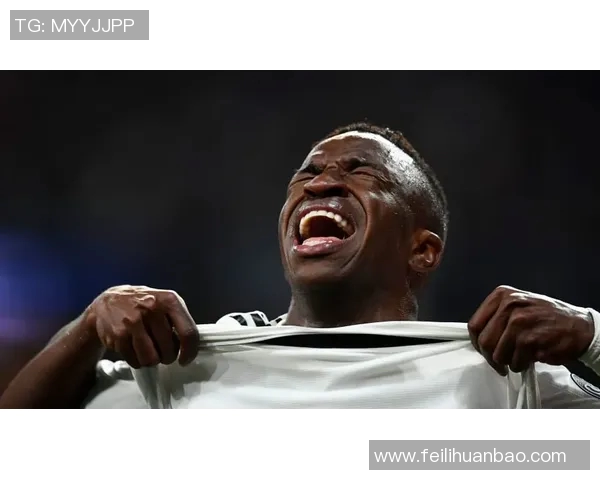 维尼修斯回应争议事件通过社媒发声 强调团队凝聚力与坚韧精神 维尼修斯回应争议事件通过社媒发声 强调团队凝聚力与坚韧精神